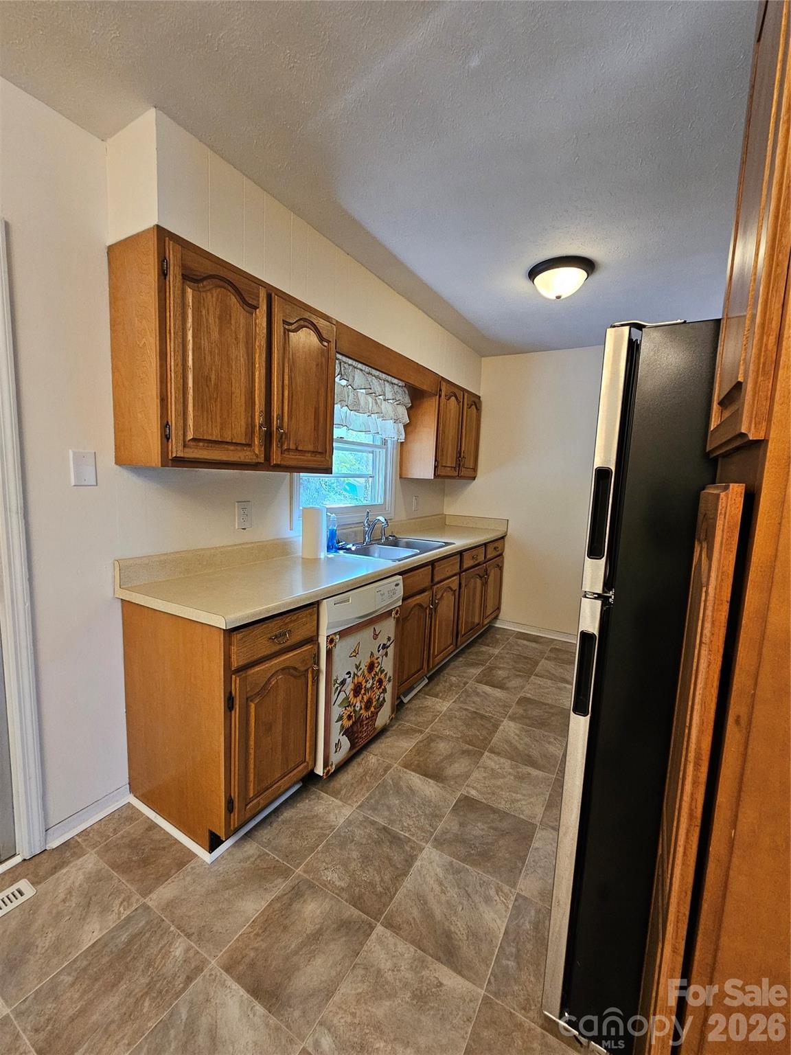 3220 Sweeten Creek Road