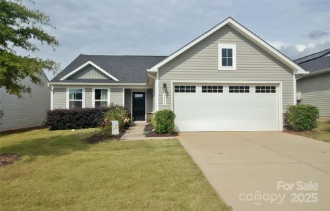 5041 Macvittie Lane Charlotte NC 28214