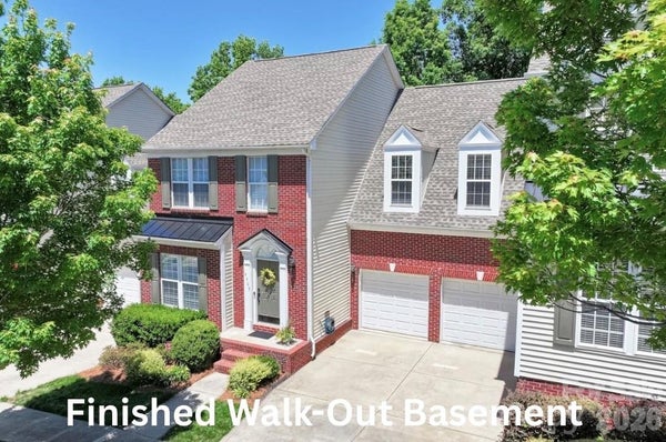 14509 GREENPOINT LN, HUNTERSVILLE, NC 28078 - Image bbbb47cb0451155e4c5ba491377f36ca/552432857