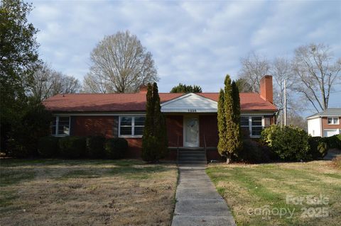 1225 Davie Avenue Statesville NC 28677