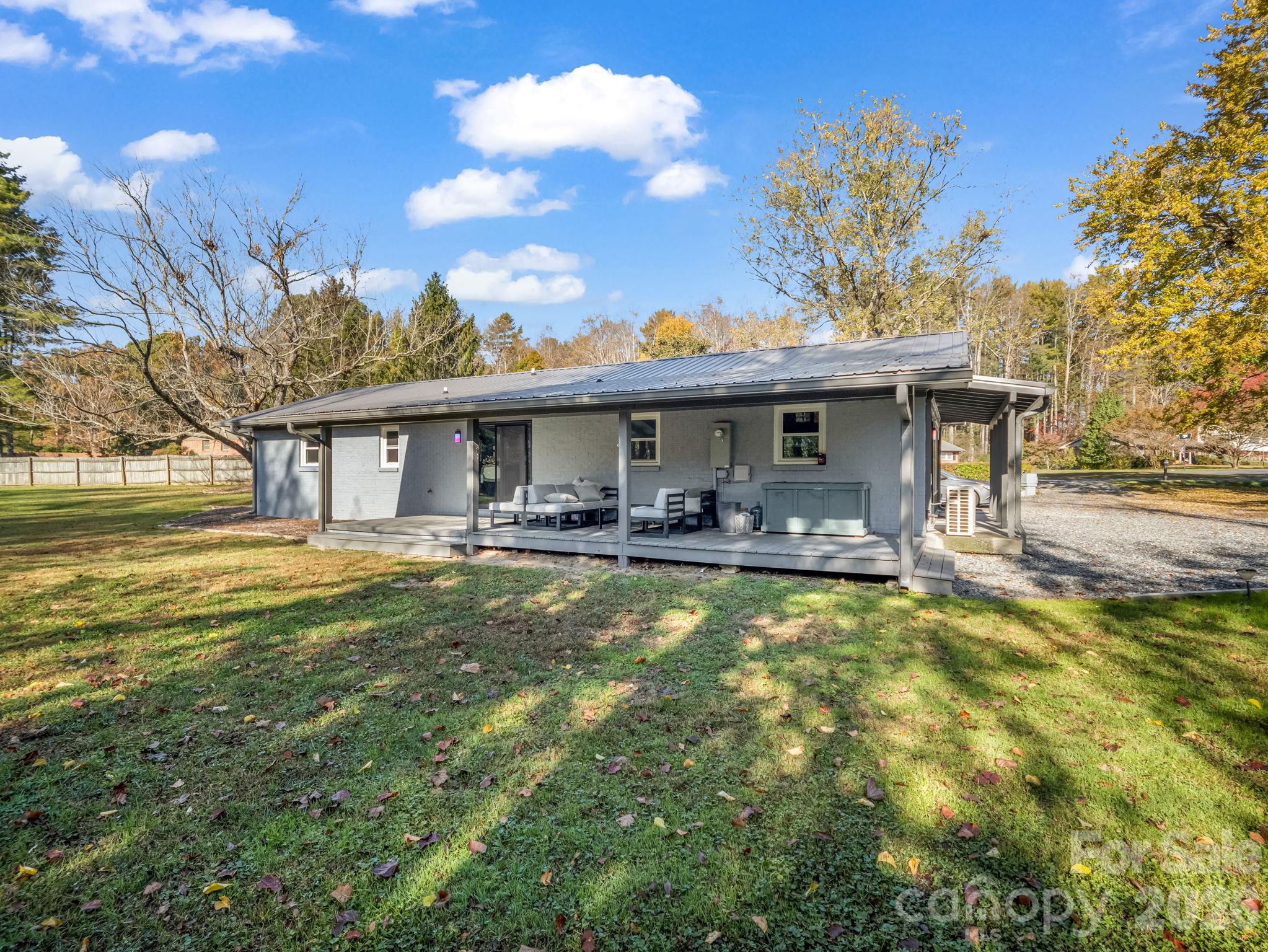 77 S Greenwood Forest Drive