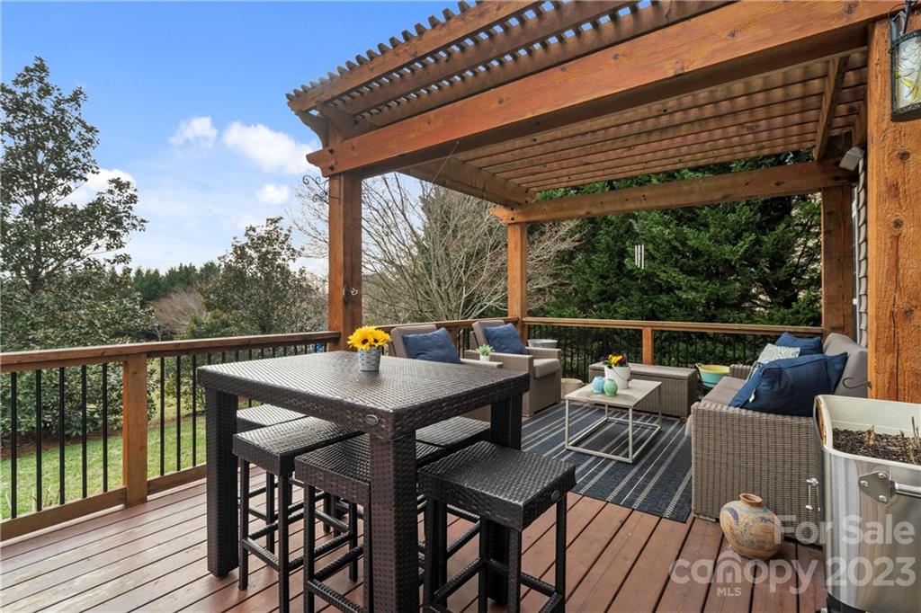 Mill Creek Falls - Residential