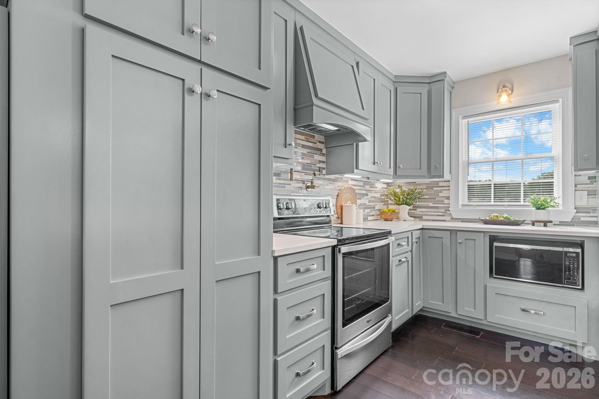4889 Carpenter Road