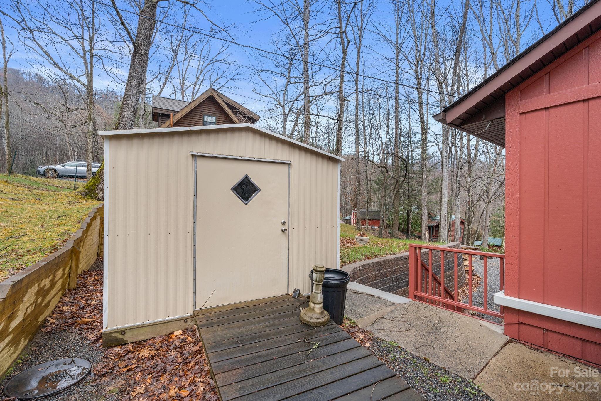 Sherwood Forest - Residential