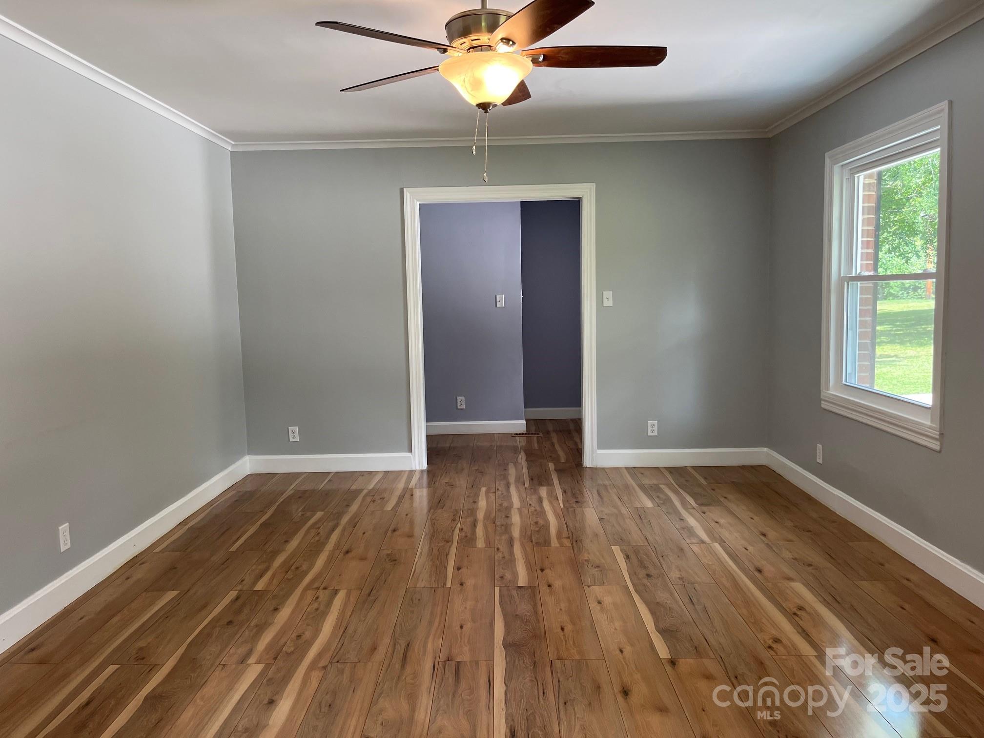 680 Lakeside Drive