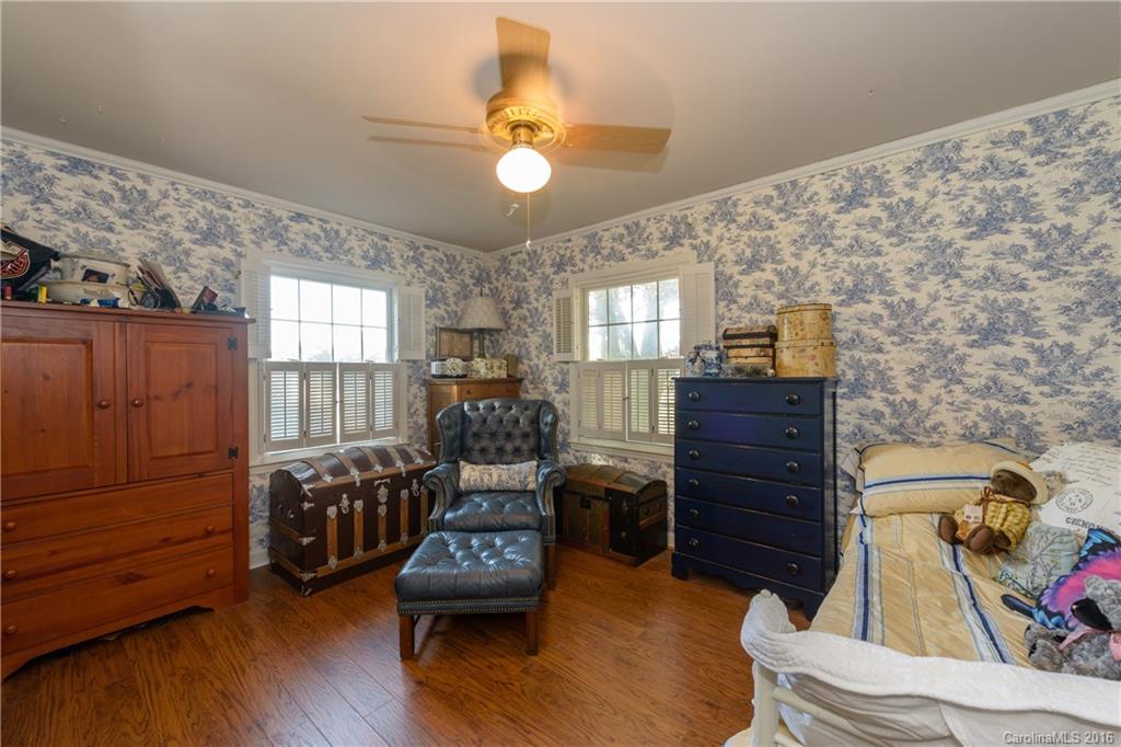White Oaks - Residential