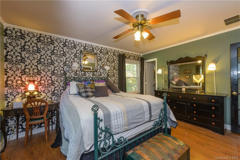 White Oaks - Residential