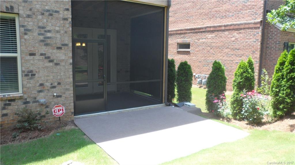 Central Park - Residential Lease