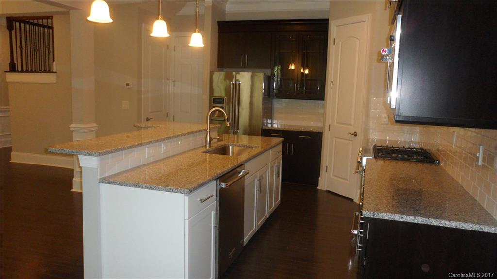 Central Park - Residential Lease