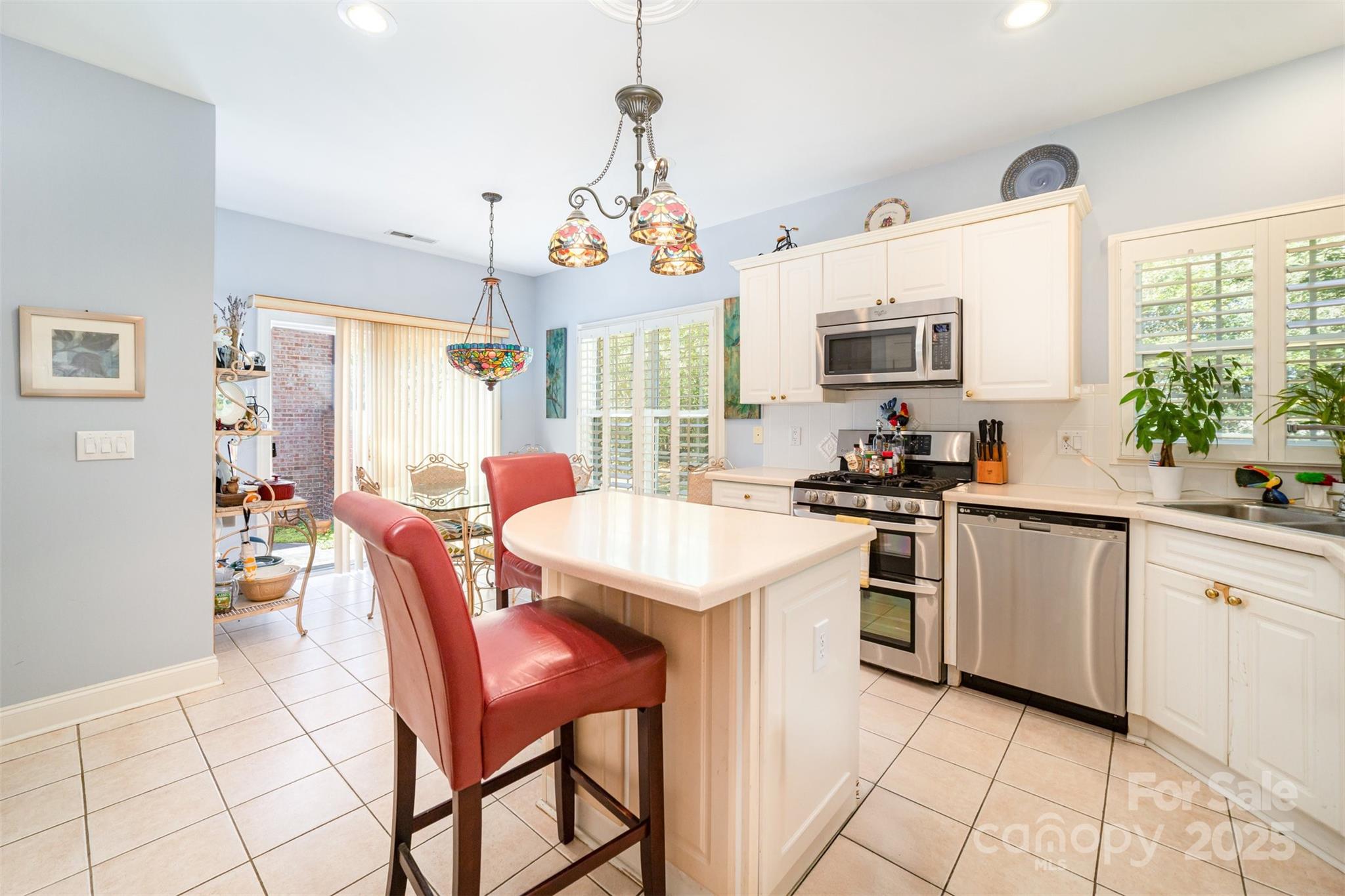 Charlotte, North Carolina 28277, United States, 3 Bedrooms Bedrooms, ,3 BathroomsBathrooms,Residential,Coming Soon,219985