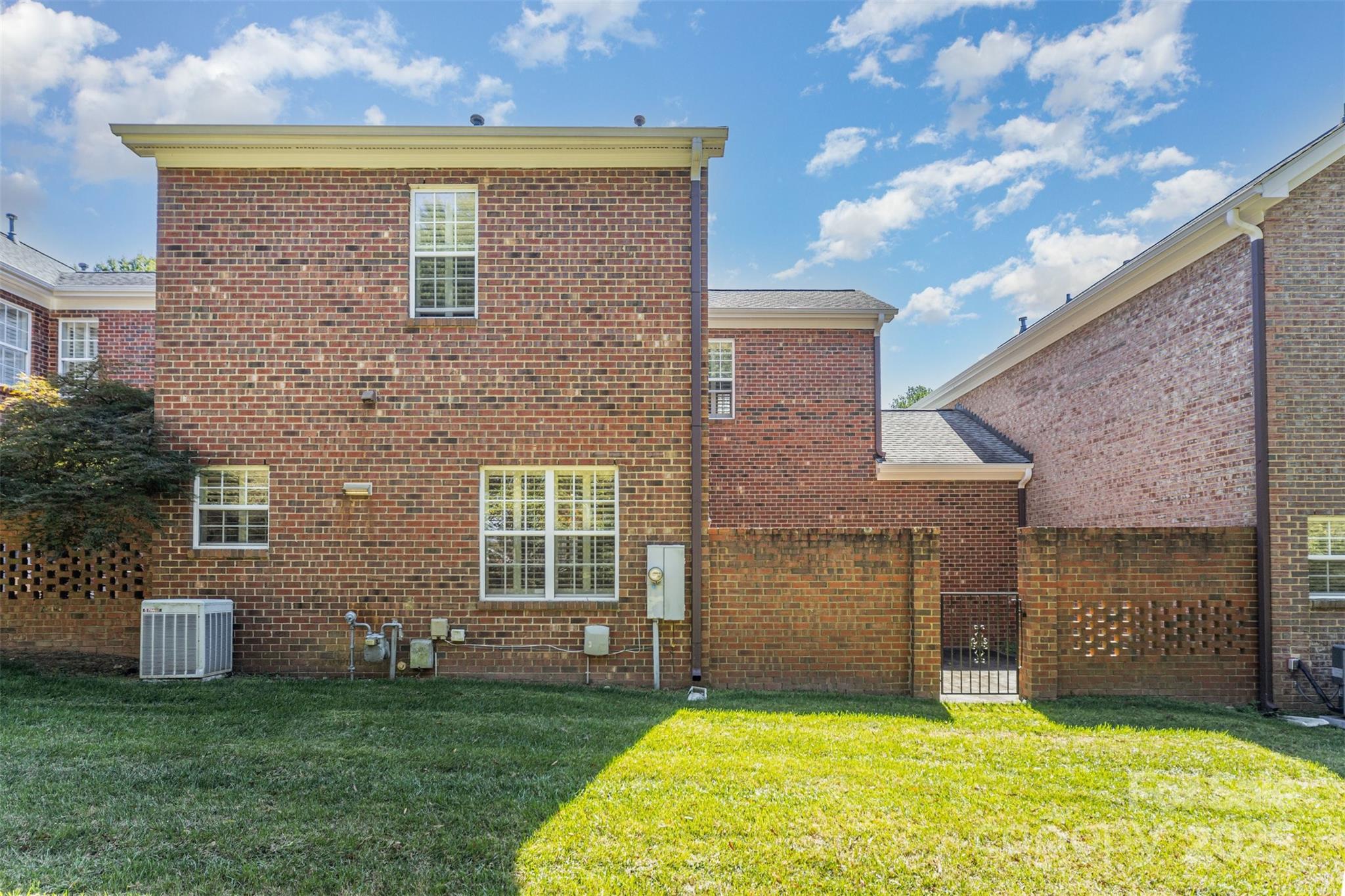 Charlotte, North Carolina 28277, United States, 3 Bedrooms Bedrooms, ,3 BathroomsBathrooms,Residential,Coming Soon,219985