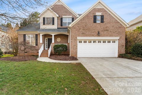 Photo of 704 Deercross Lane, Waxhaw, NC 28173 (MLS # 4376221)