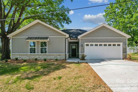 321 Henderson Circle Harrisburg NC 28075