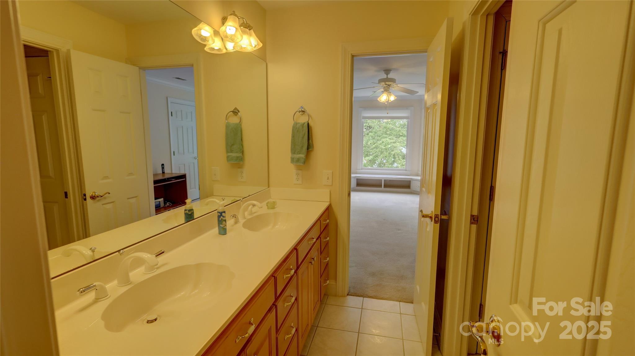 The Harbour At The Pointe - Residential