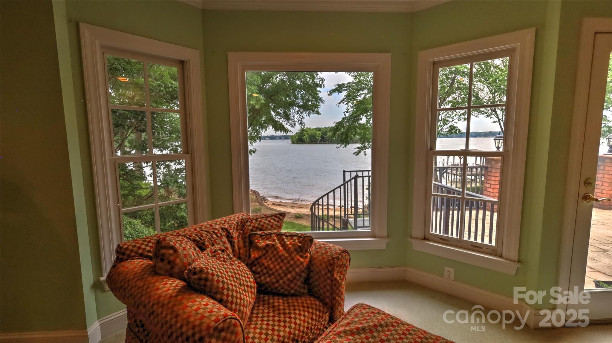 The Harbour At The Pointe - Residential