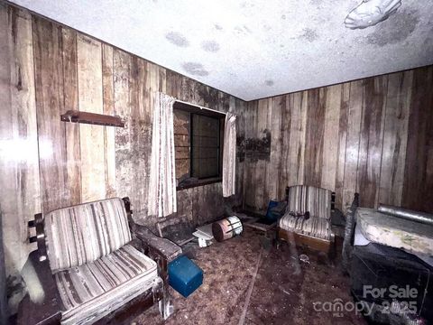 A home in Hayesville