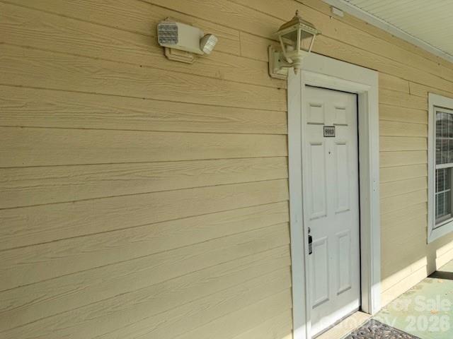 8913 Meadow Vista Road