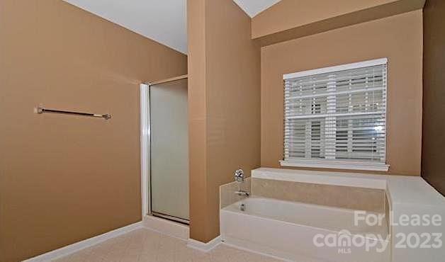 Duncan Gardens - Residential Lease