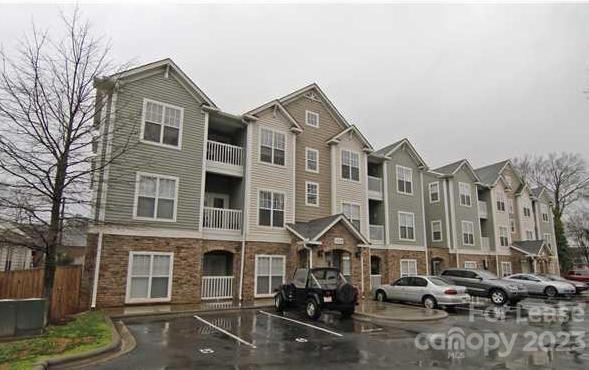 Duncan Gardens - Residential Lease