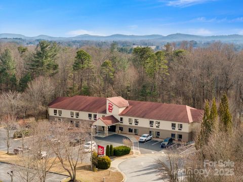 Photo of 240 Mitchelle Drive, Hendersonville, NC 28792 (MLS # 4321622)