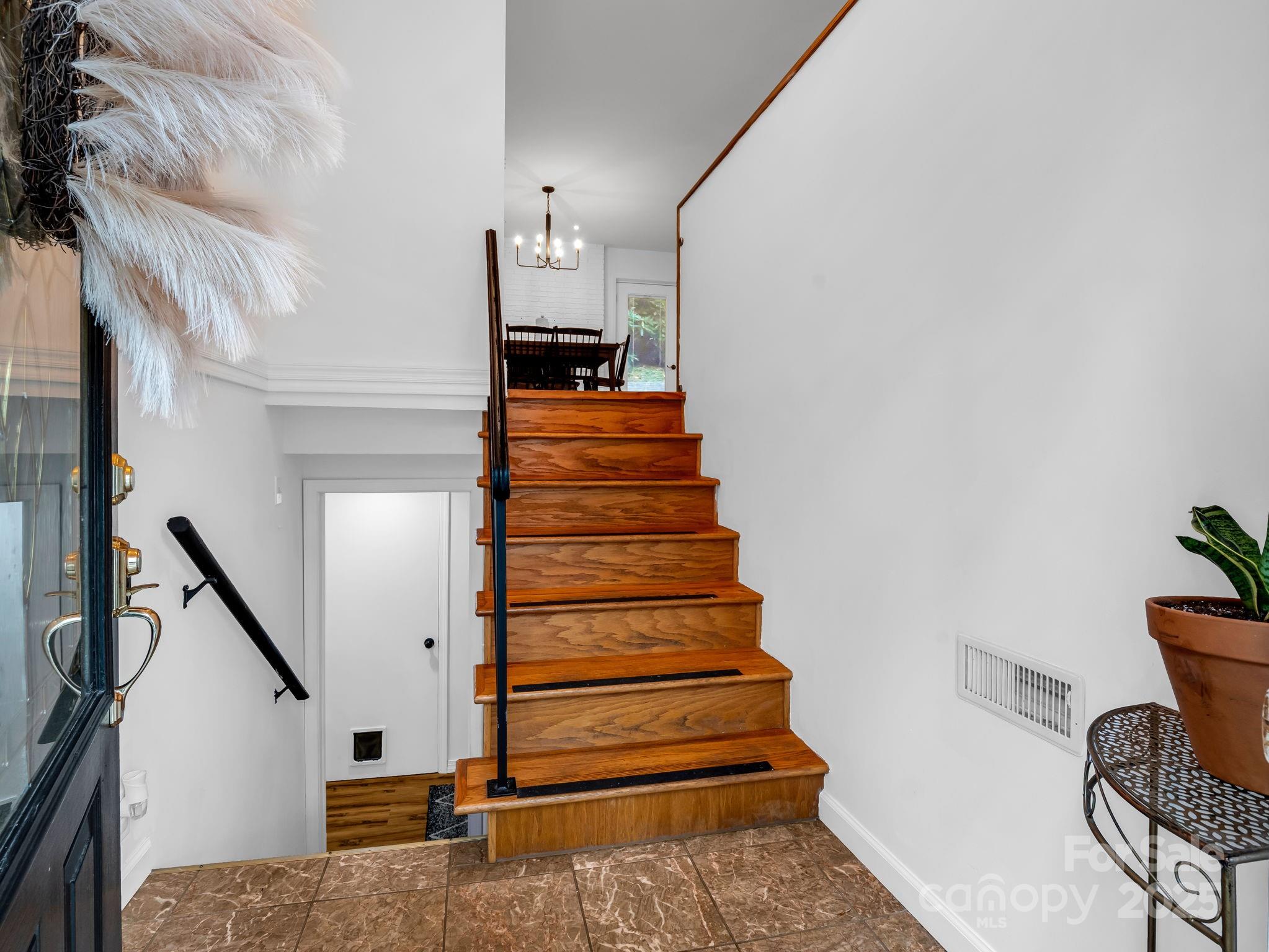 Long John Mt Estates - Residential