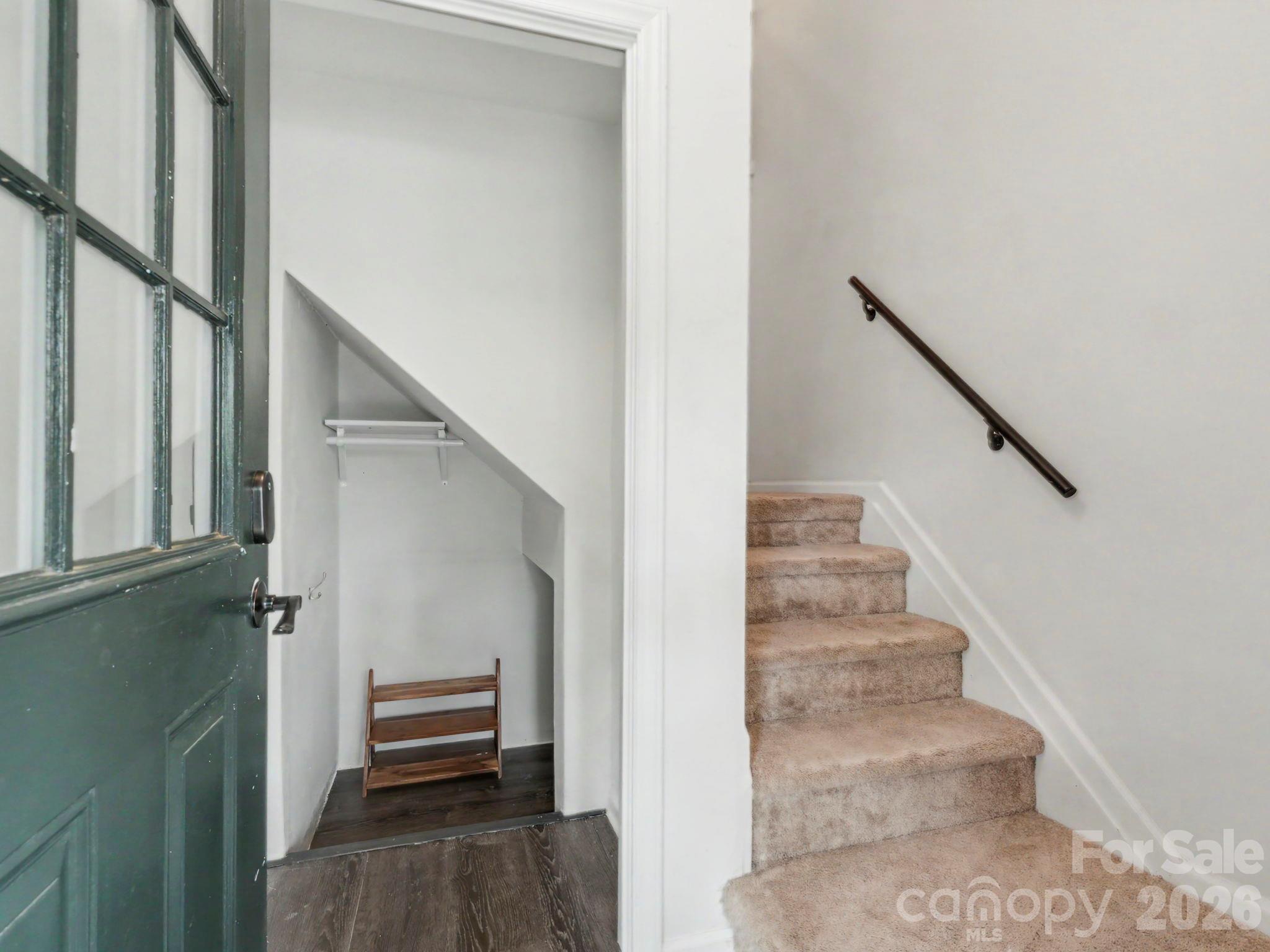 6000 Gray Gate Lane I