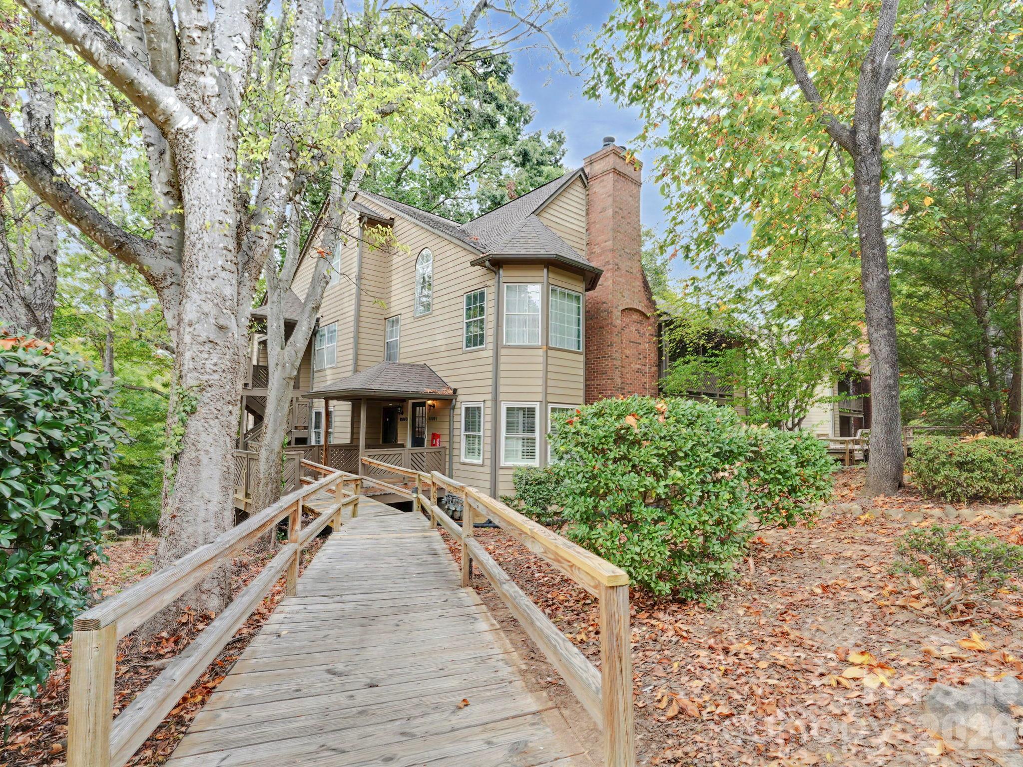 6000 Gray Gate Lane I
