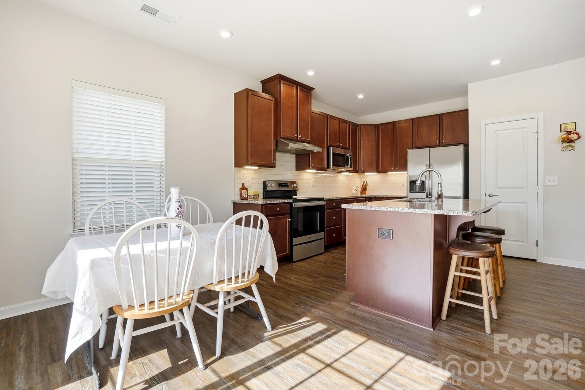 Cottage Green - Residential