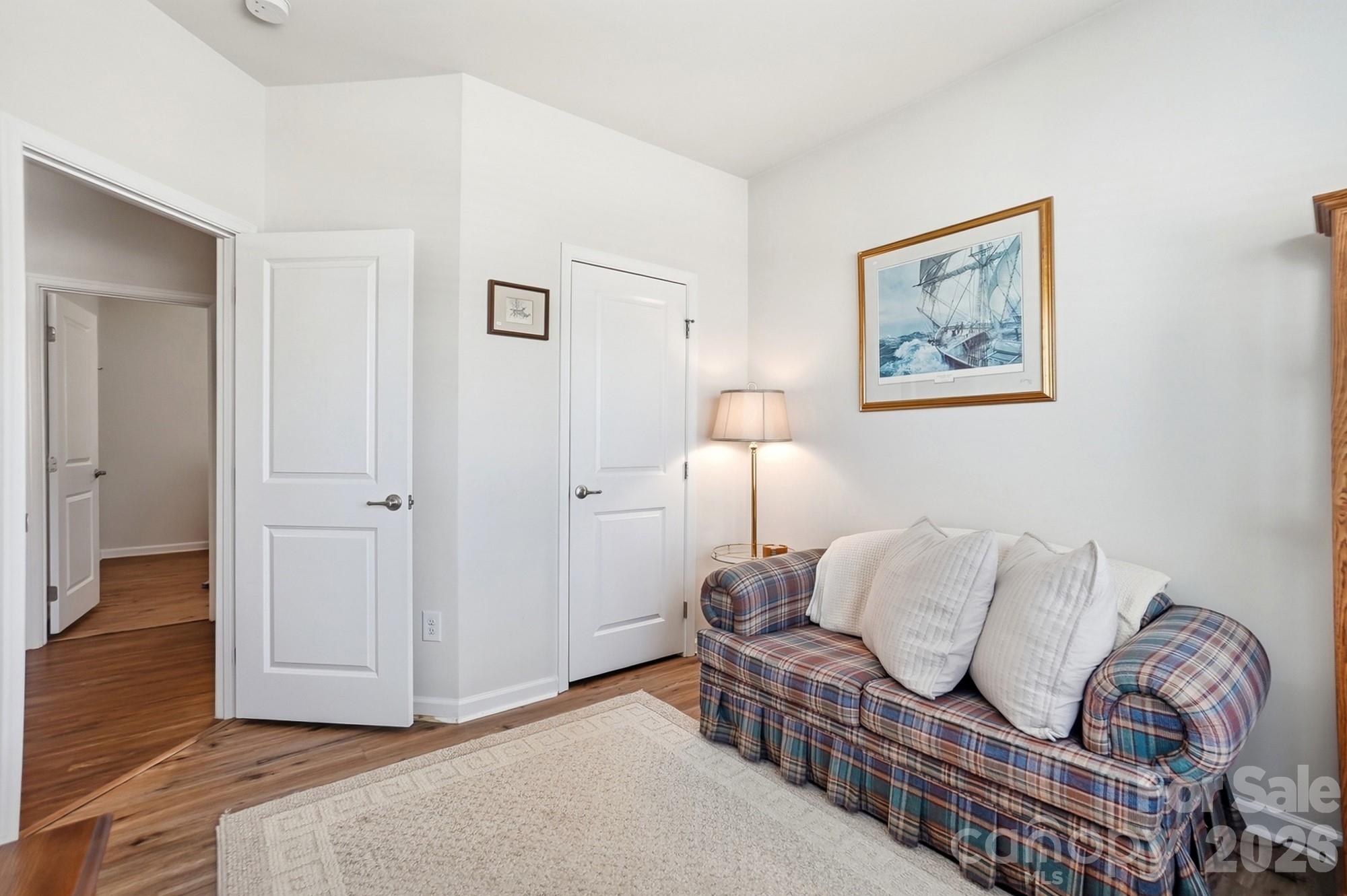 Cottage Green - Residential