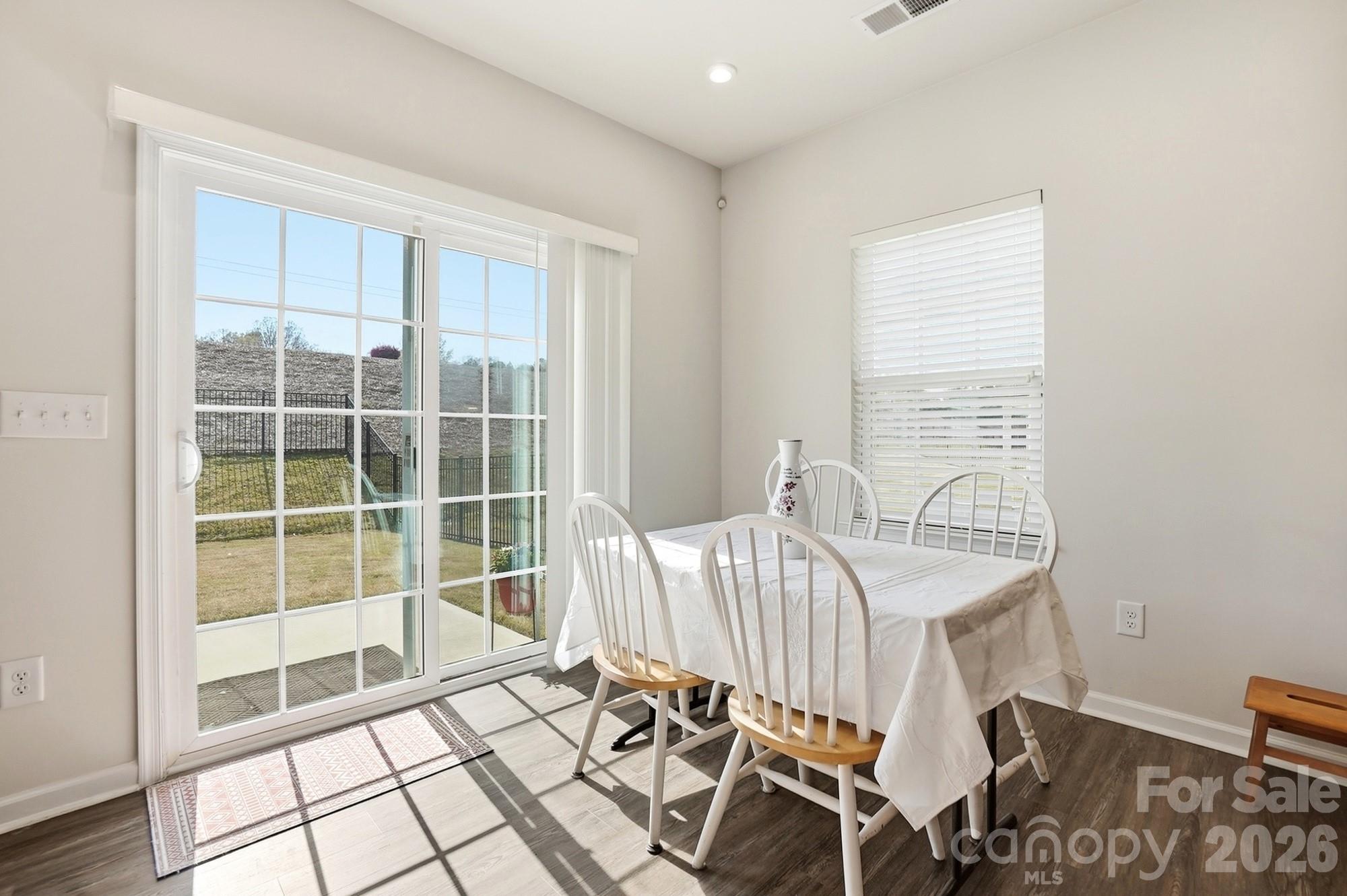 Cottage Green - Residential