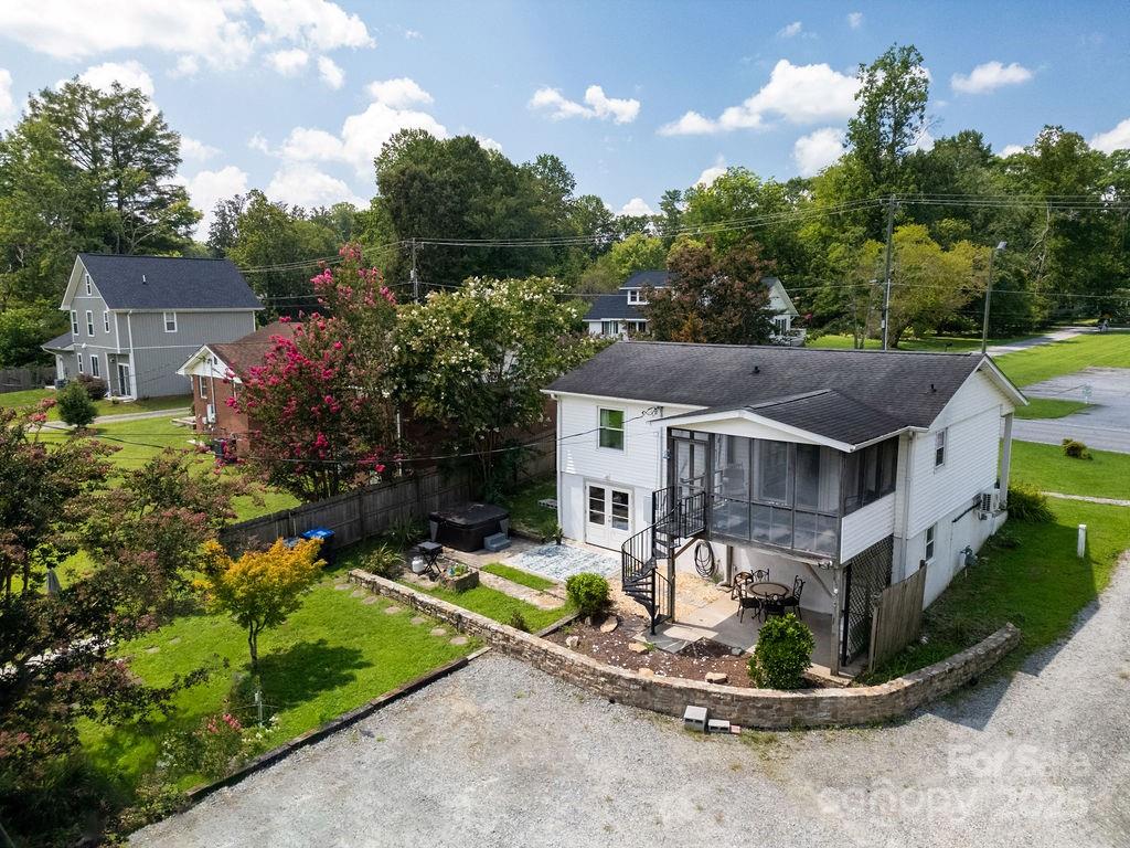 603 Shepherd Street