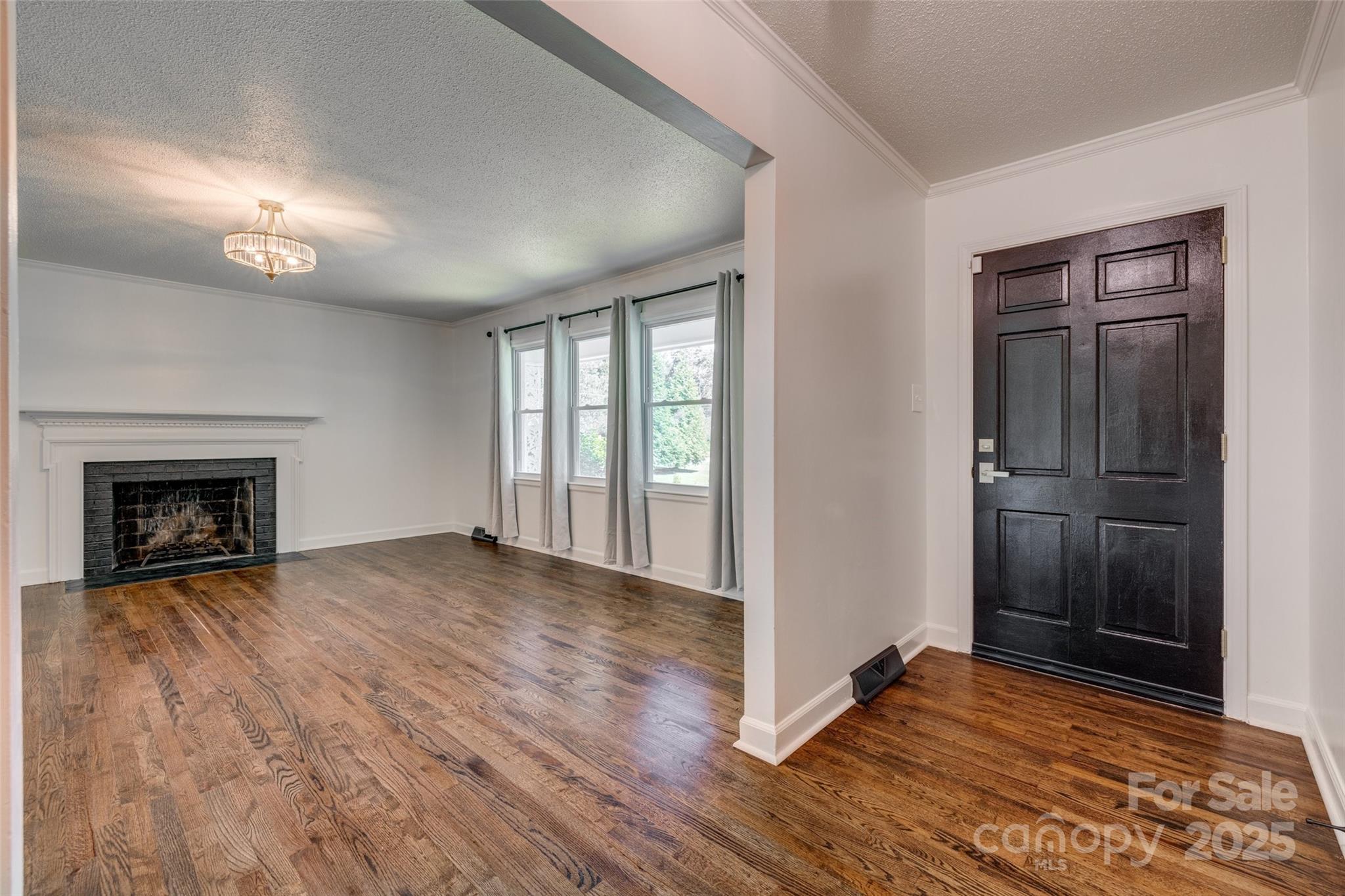 1423 Ebinport Road