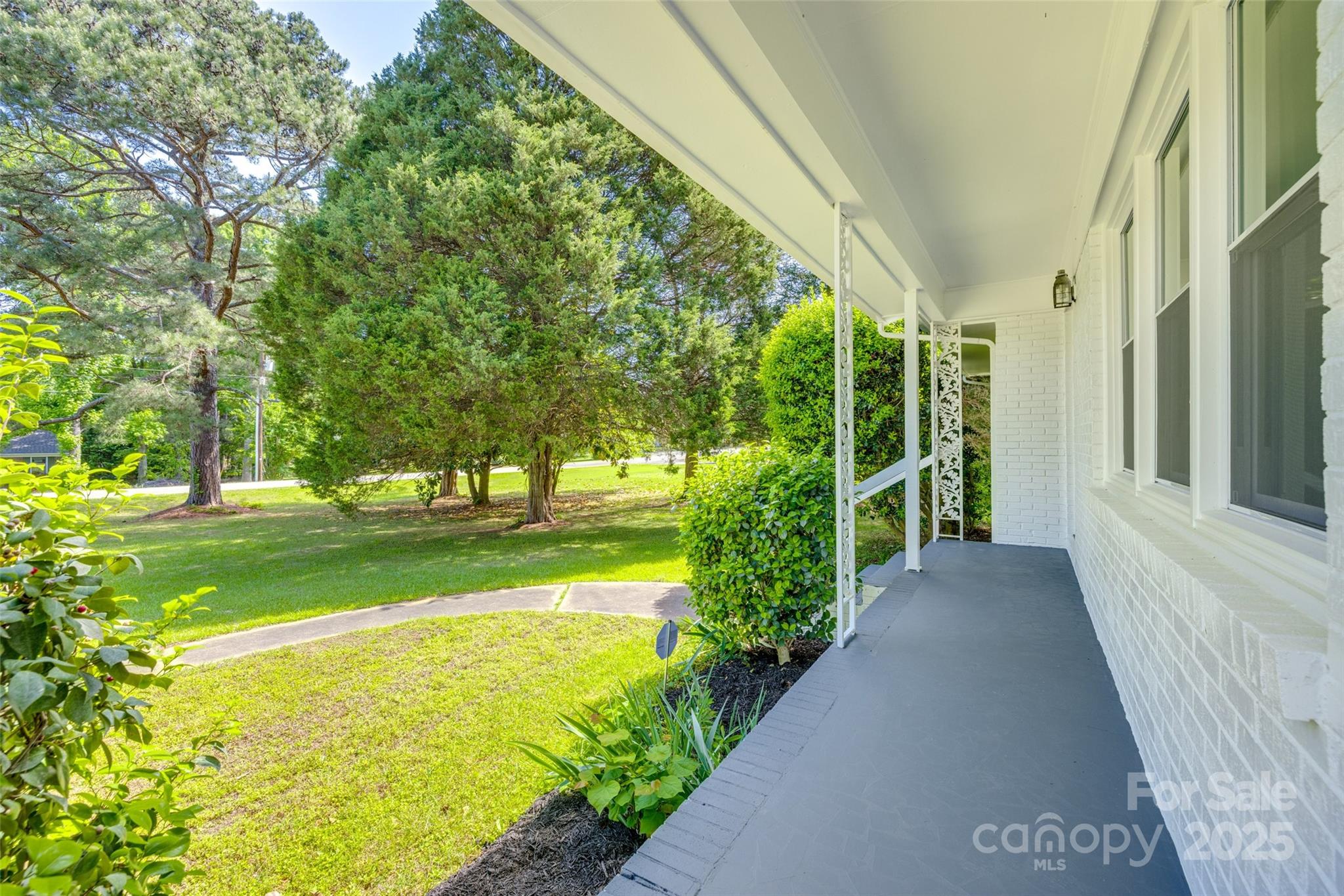 1423 Ebinport Road