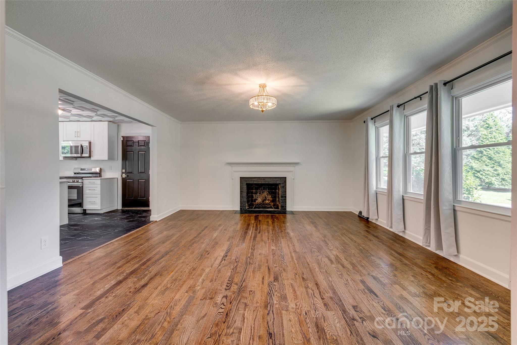 1423 Ebinport Road