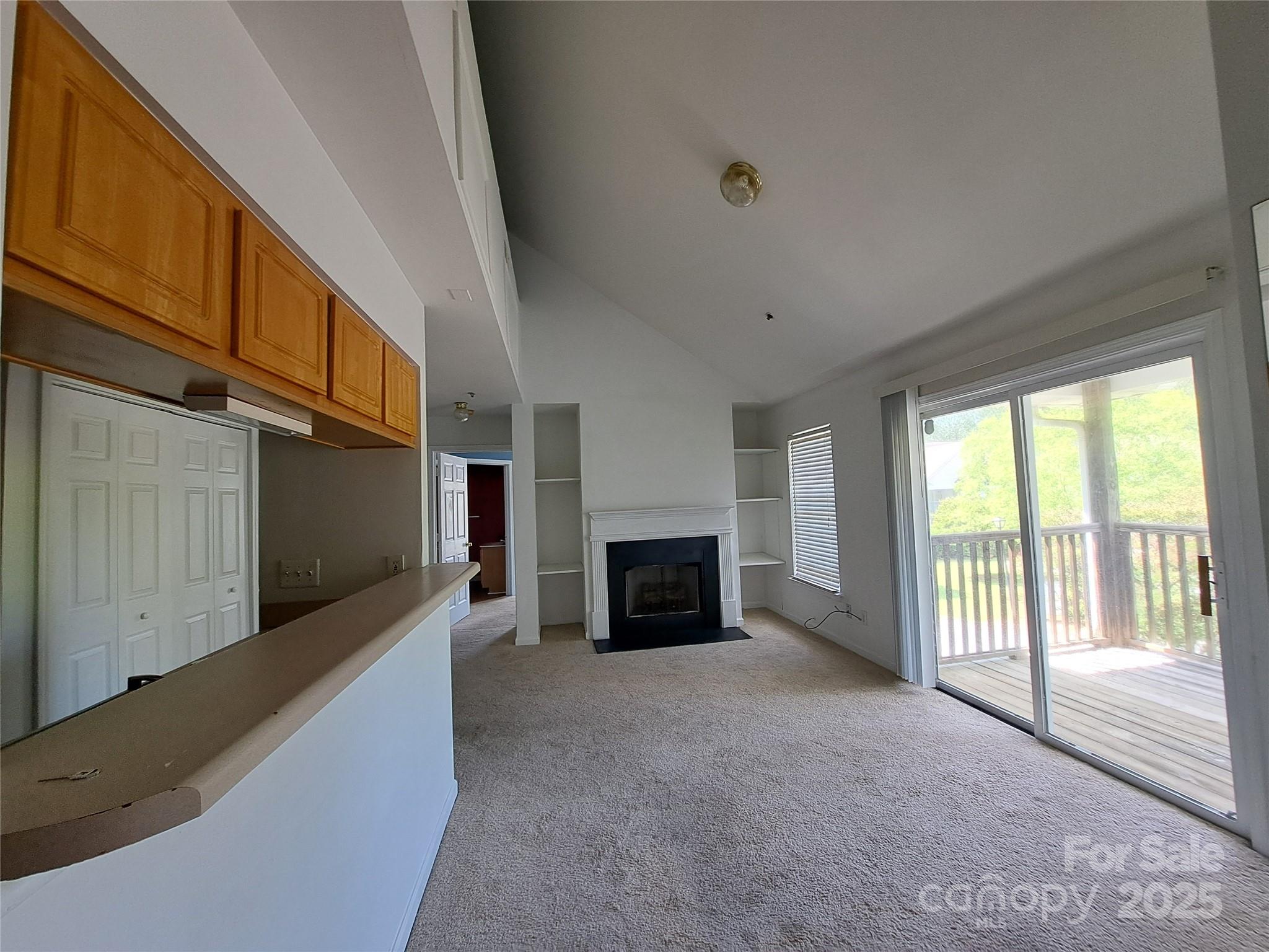 Carya Pond Condo Homes - Residential