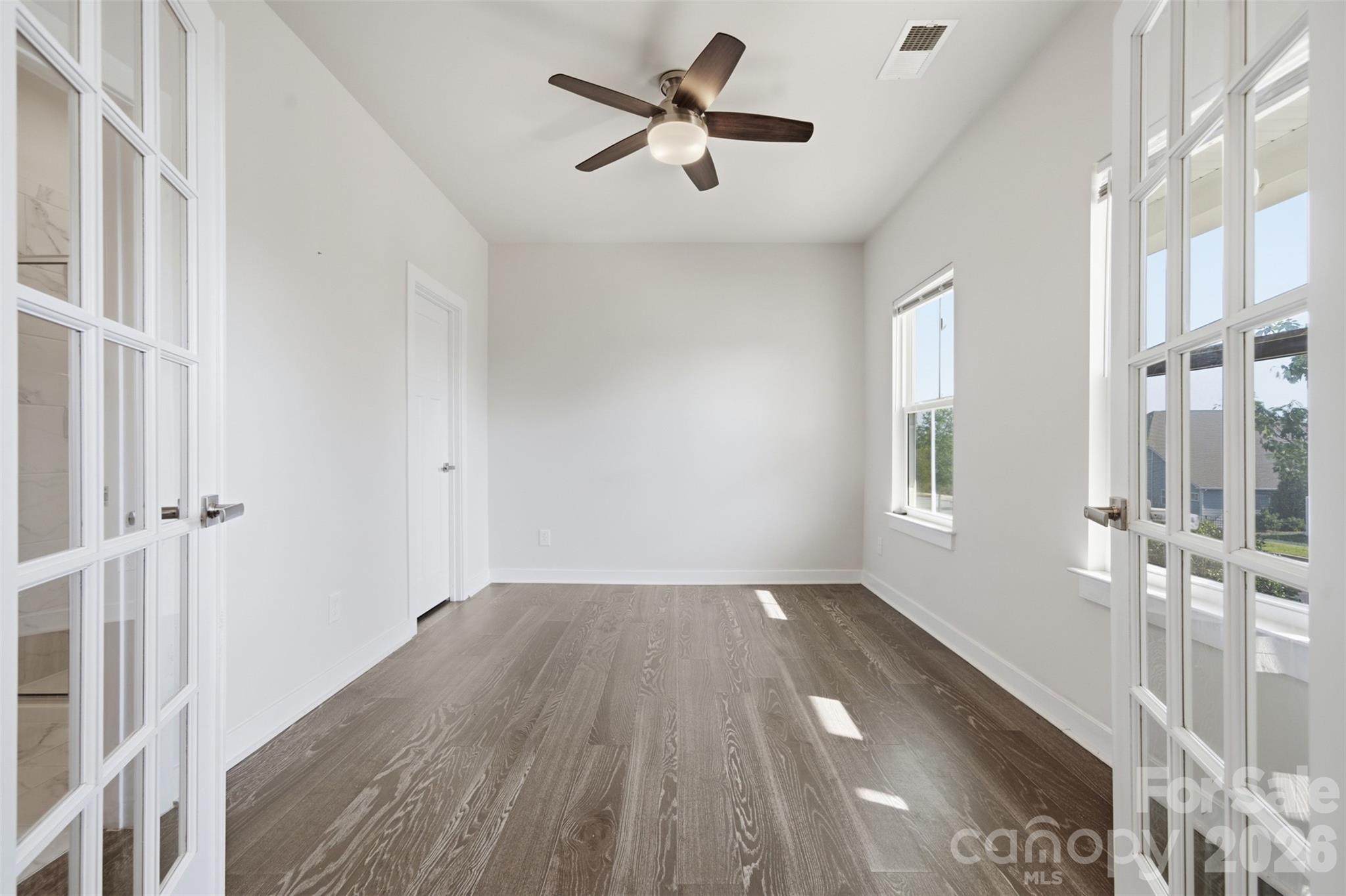 11124 Vanguard Parkway