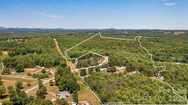 21 LITTLE RIVER ESTATES DR, TAYLORSVILLE, NC 28681 - Image bbff60c39dd7eb904ca539f15be3b048/1599634097