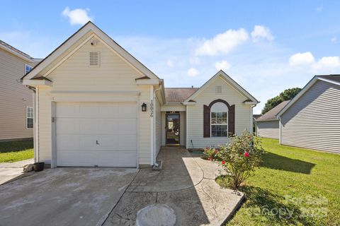 10026 Orchard Grass Court Charlotte NC 28278