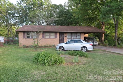 419 S Church Street Lowell NC 28098