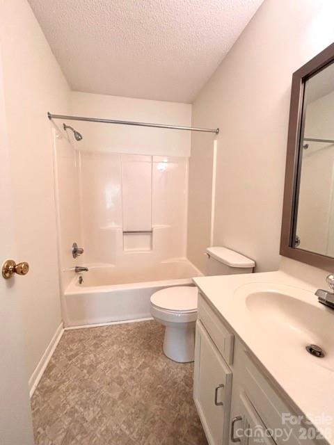 Ravencroft Condominiums - Residential