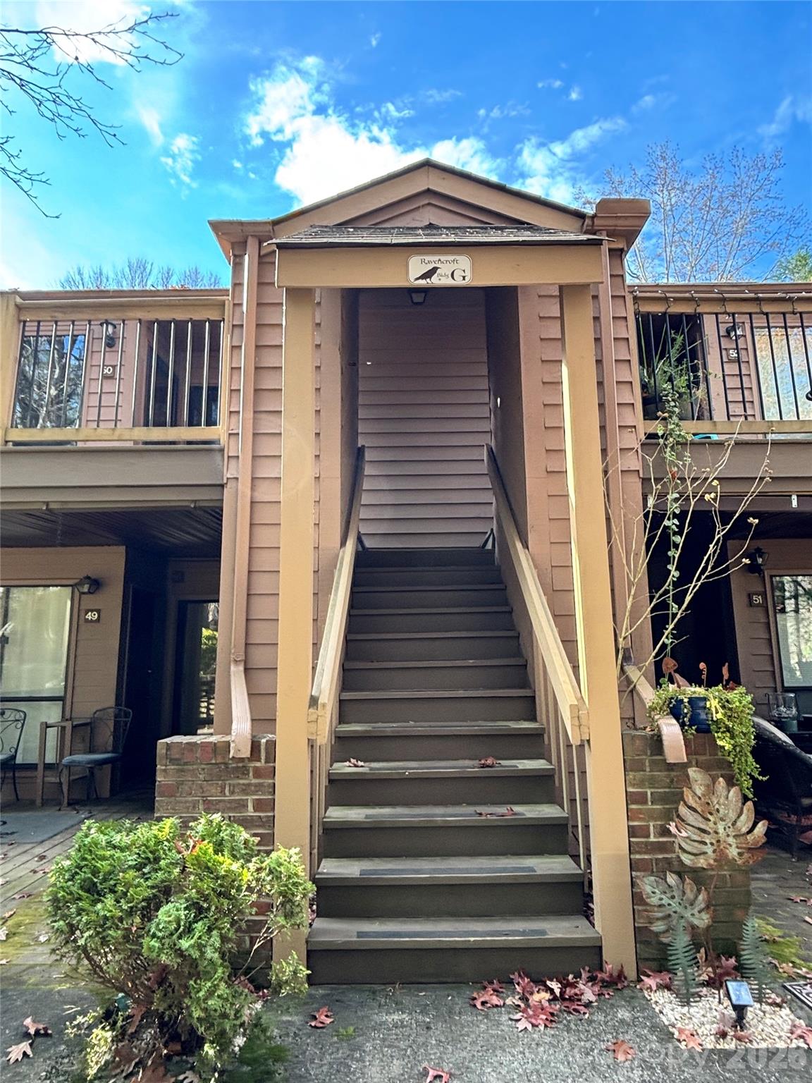 Ravencroft Condominiums - Residential