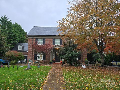 Photo of 199 Kimberly Avenue, Asheville, NC 28804 (MLS # 4306137) Photo of 199 Kimberly Avenue, Asheville, NC 28804 (MLS # 4306137)
