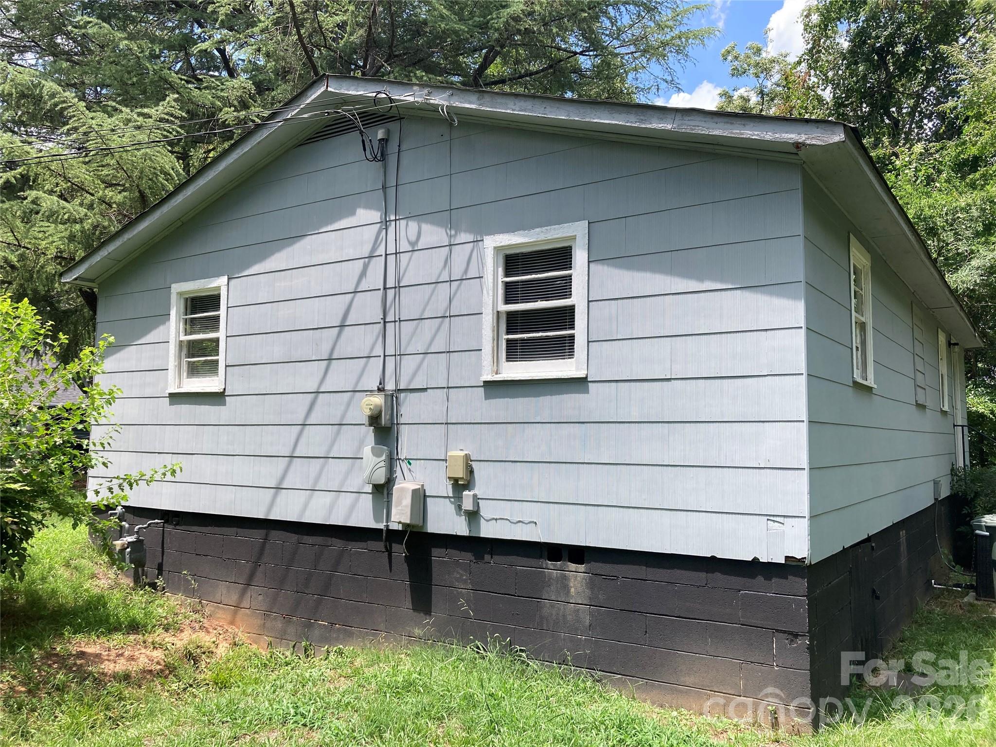 726 Grace Street