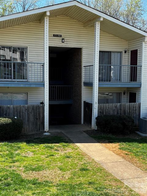 7984 Shady Oak Trail Charlotte NC 28210