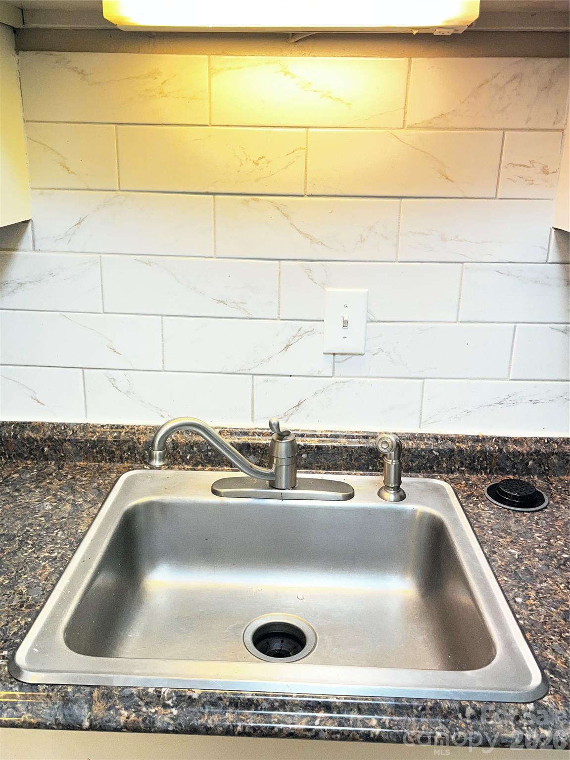 7984 Shady Oak Trail