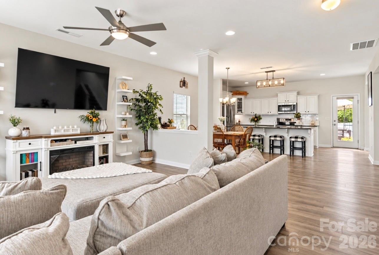 10304 Holly Park Drive