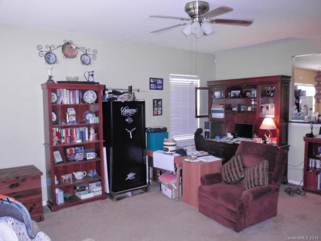 Jones Branch - Residential