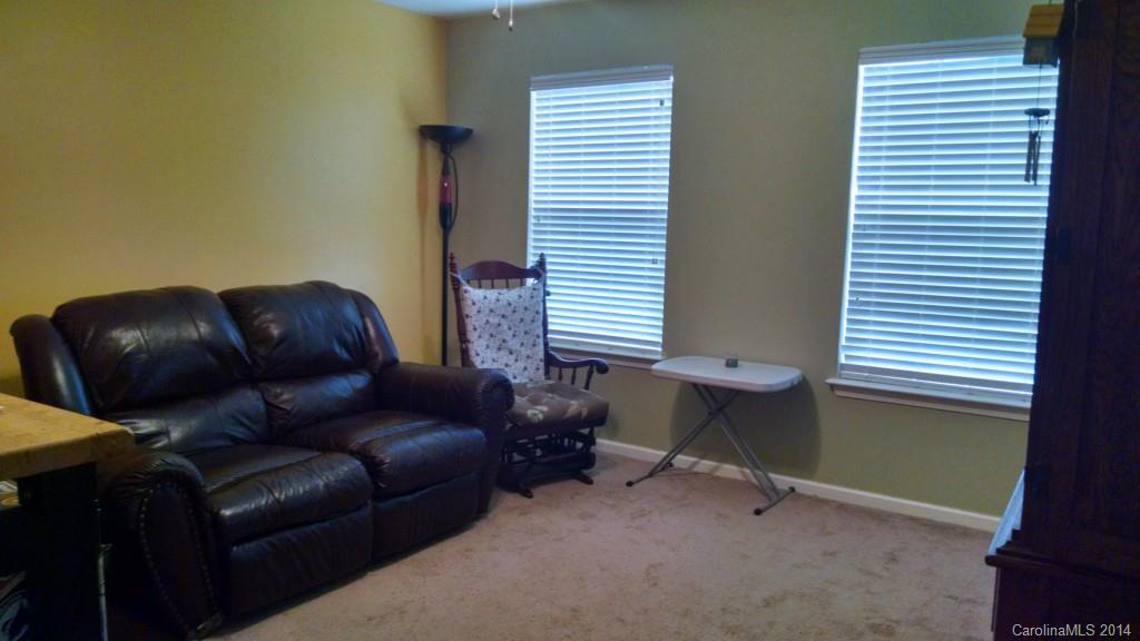 Jones Branch - Residential