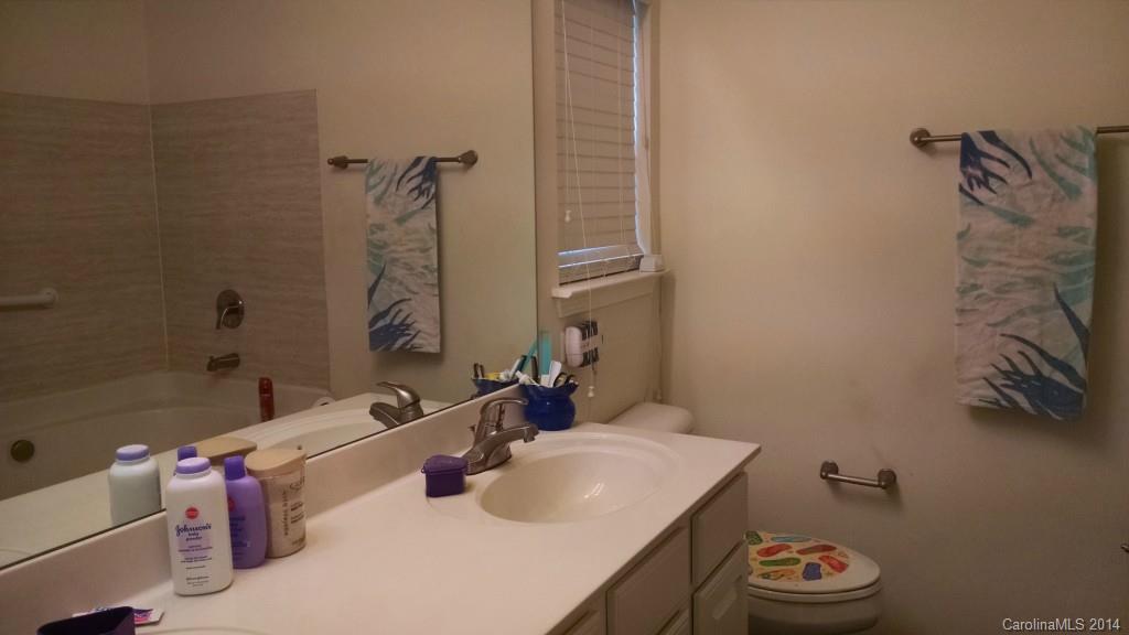 Jones Branch - Residential