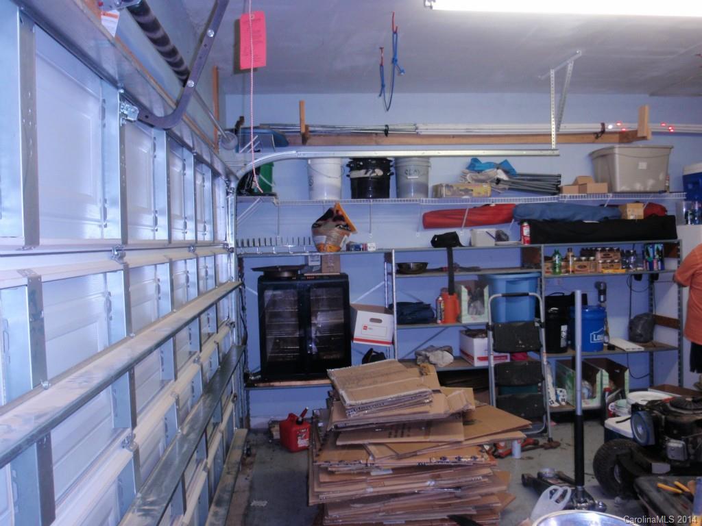 Jones Branch - Residential